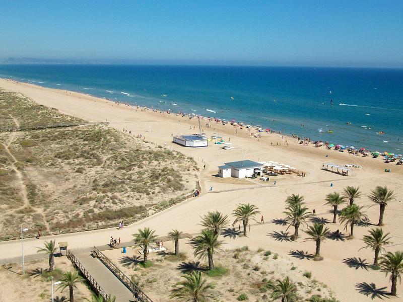 Apartamentos Gandia Playa De L'Ahuir 3000 Exterior photo